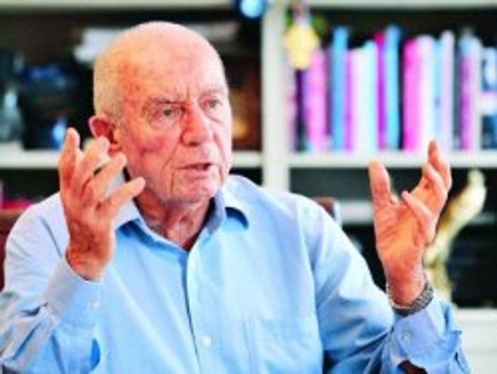 İshak Alaton: Darbelerin maliyeti çok ağır oldu