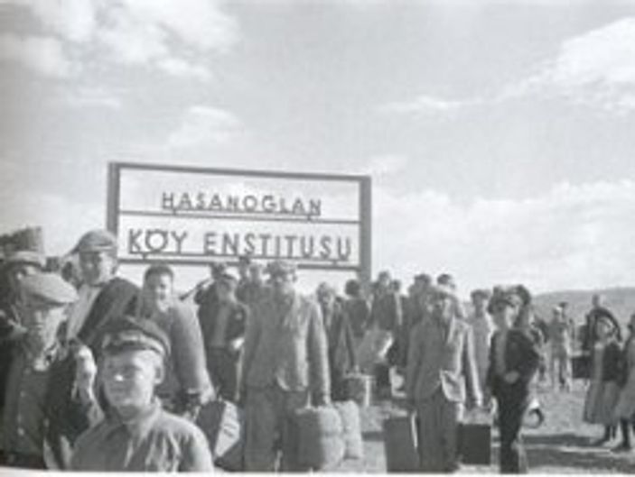 Köy Enstitüleri'ni İsmet İnönü kapattı