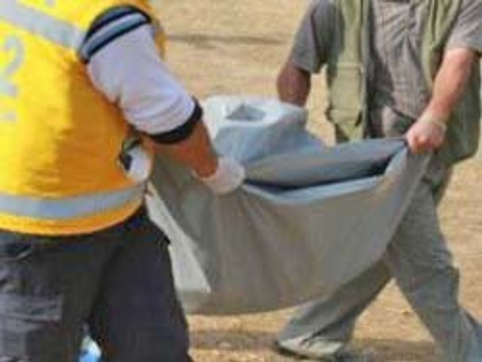 Fatih'te deniz kıyısında ceset bulundu