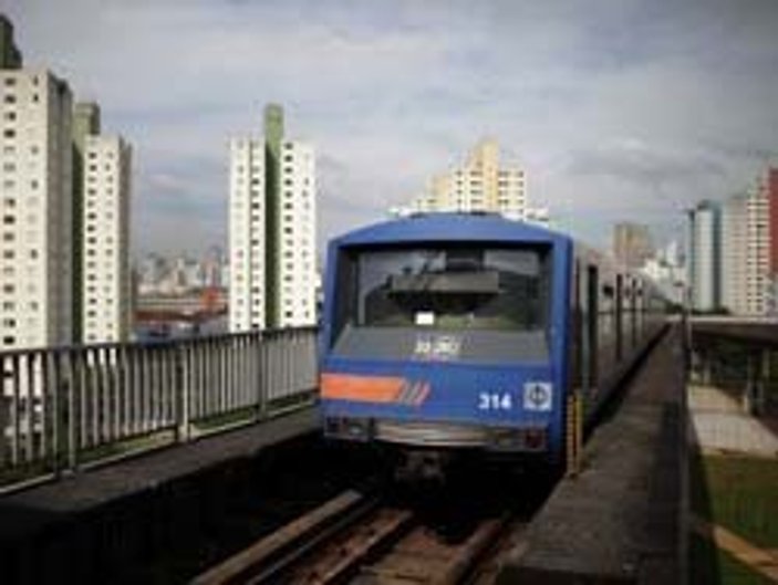 Brezilya'da metro kazası-İzleyin