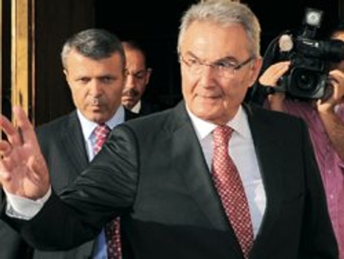 Deniz Baykal'dan Gülen'e selam