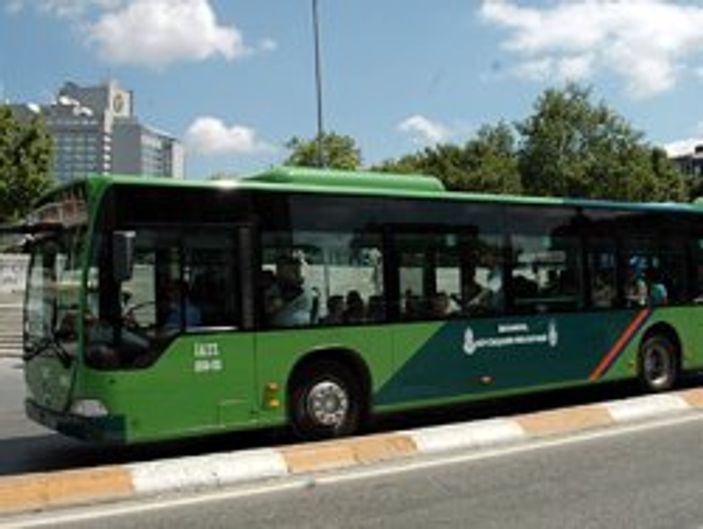 Genç kızı otobüse bindirmediler: Bizi günaha sokuyorsun