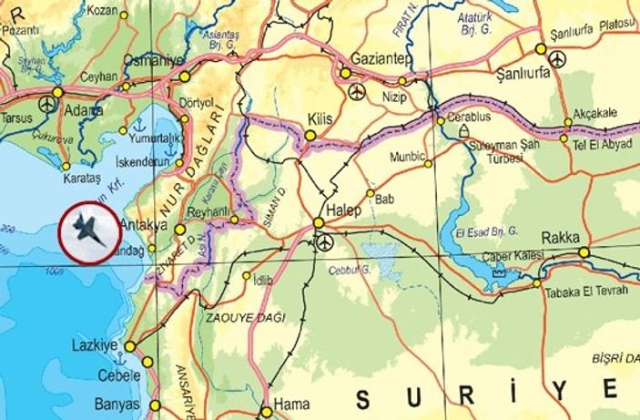 TSK'ya ait düşen uçaktaki pilotlar sağ bulundu