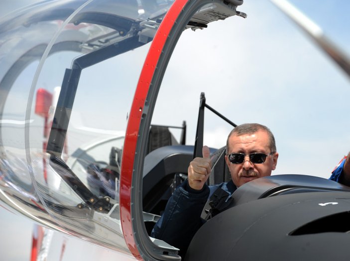 Erdoğan Hürkuş'un kokpitinde