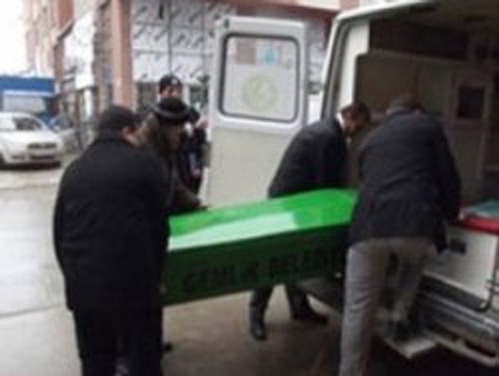 Suriye'de hayatını kaybeden şoförün naaşı Türkiye'ye getirildi