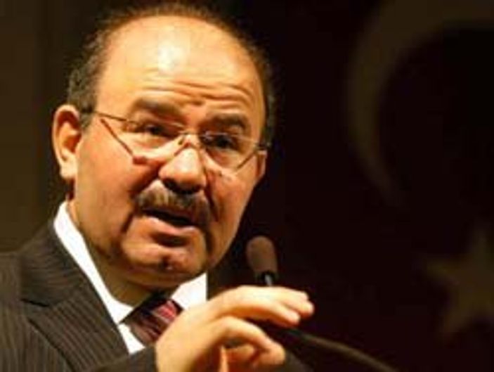 Çelik'ten Ahmet Sever'e cevap: Jest sırası Gül'de