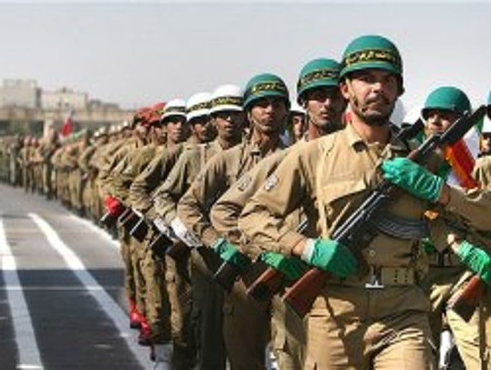 İran Suriye'ye 4 bin asker gönderdi