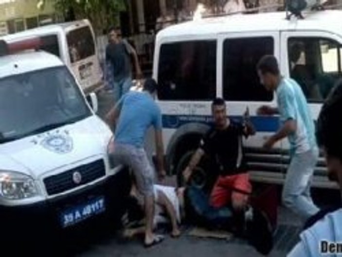 İzmir'de polisle vatandaş arasında gerginlik: 4 yaralı