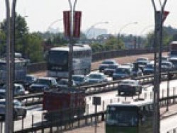 Trafik yoğunluğu başladı