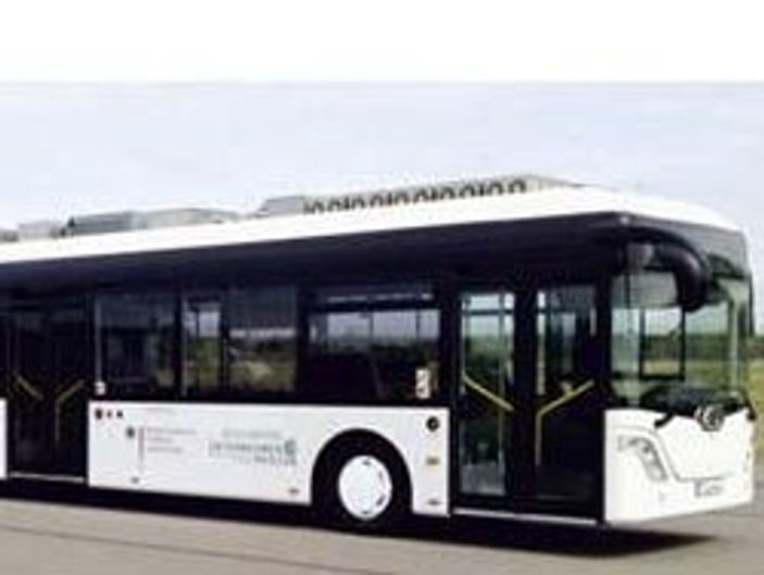 Dünyanın en uzun otobüsü Almanya'da