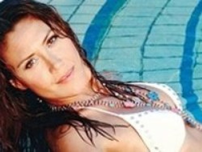 Kraliçe intihar etmemiş öldürülmüş
