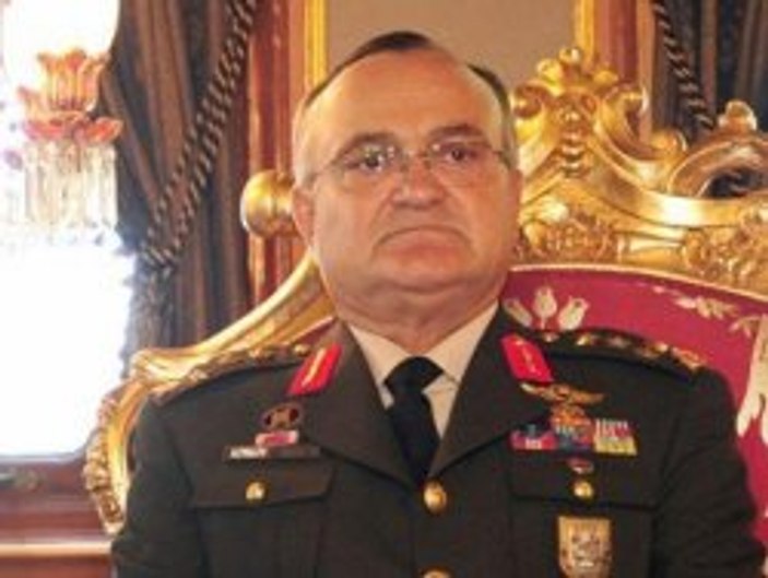 Ergin Saygun'dan 'Türk Ordusu'na Balyoz'