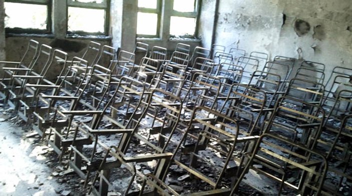 PKK'lılar Şemdinli'de okul yaktı
