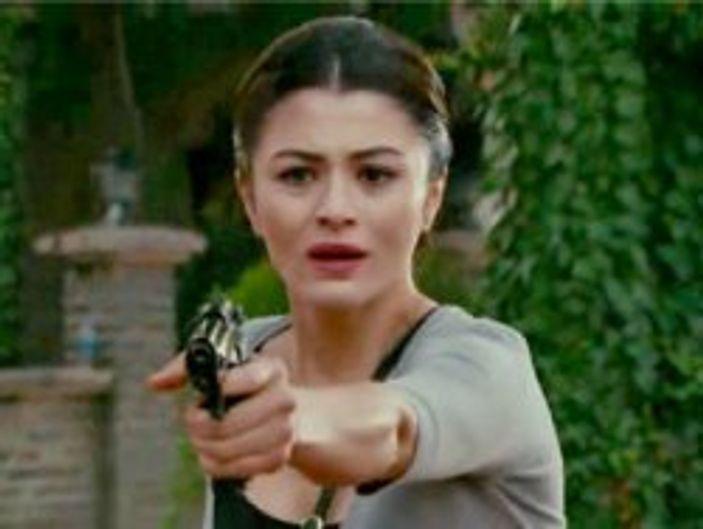 İffet'te sürpriz final - Video