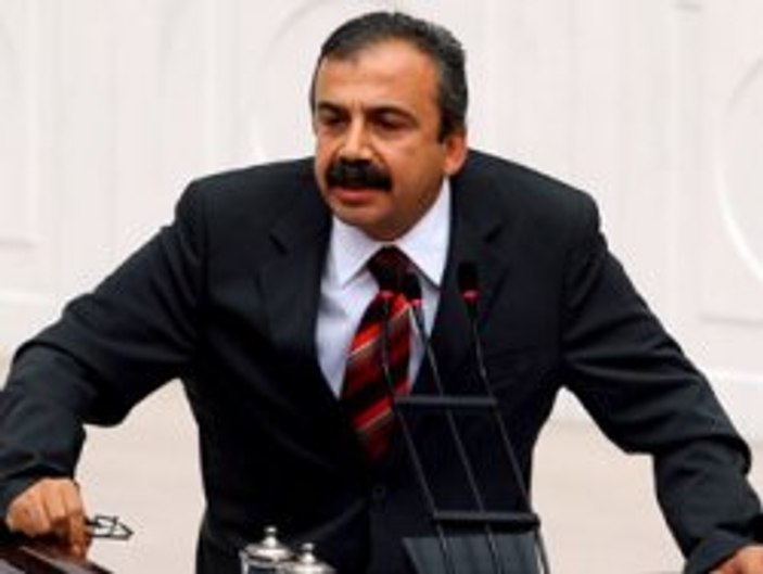 Sırrı Süreyya'dan Arınç'a: Lan sen kimsin