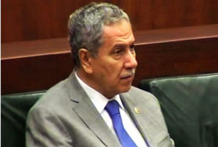 Başbakan Erdoğan'la ters düşen Arınç konuştu