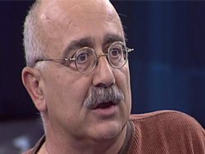 Sevan Nişanyan: İnanca saygı yoktur