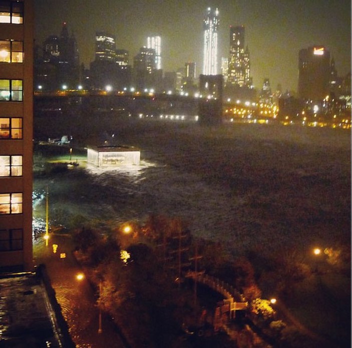 Sandy kasırgası ABD'de hayatı felç etti