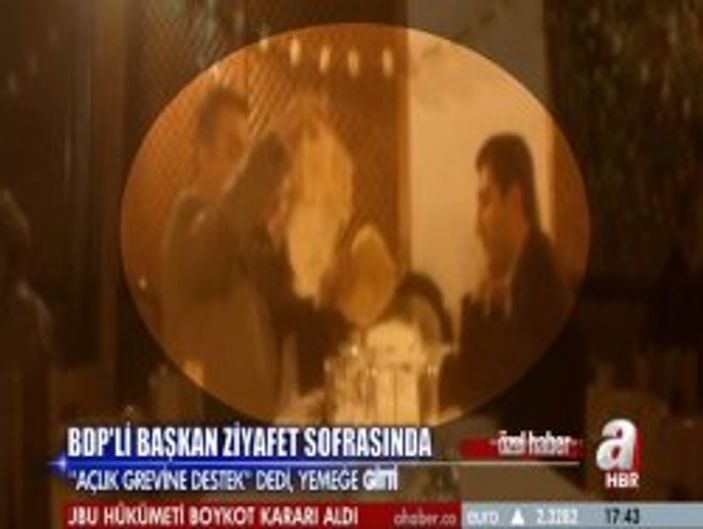 Açlık grevindeyim diyen Selim Sadak rakı sofrasında