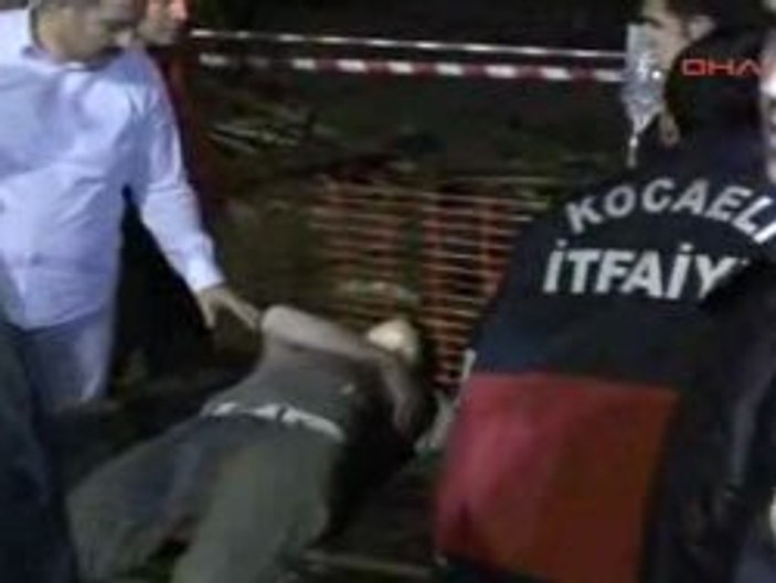 Kocaeli'de inşaat halindeki köprü çöktü: 10 yaralı