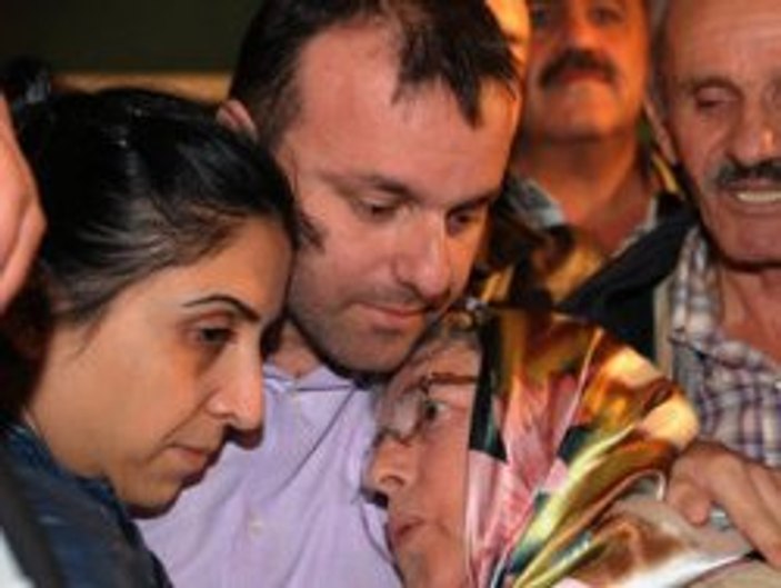 Cüneyt Ünal ailesiyle buluştu