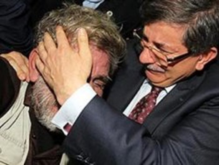 Ahmet Davutoğlu neden ağladığını anlattı