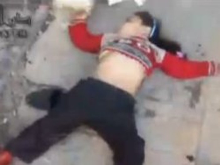 Esad Suriye'de çocukları öldürüyor