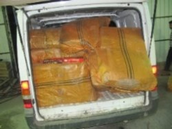 Cizre'de 131 bin paket kaçak sigara ele geçirildi