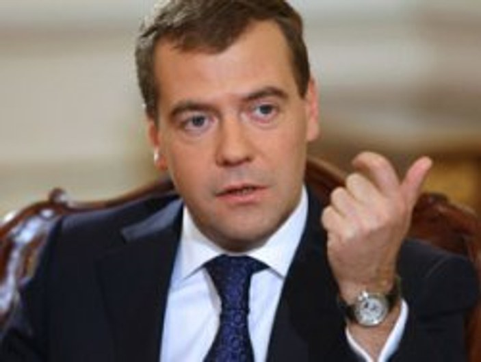 Medvedev: Uzaylılar aramızda