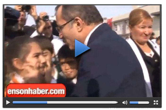 Ömer Dinçer öğrencinin serbest kıyafet cevabına şaşırdı