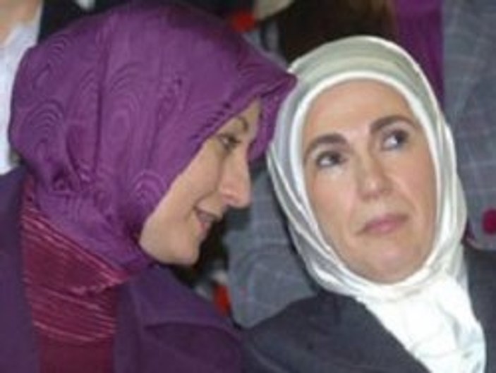 Emine Şenlikoğlu: First Lady'ler tesettürü bozdu