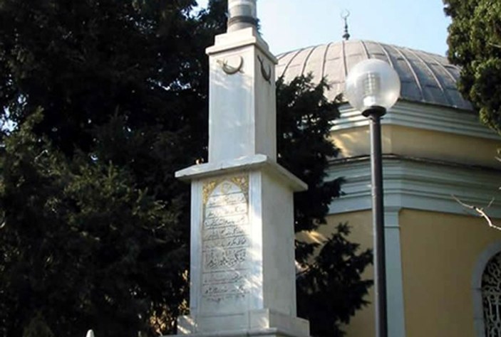 Bursa'da Osmanlı'yı işgalci gibi gösteren anıt kaldırıldı