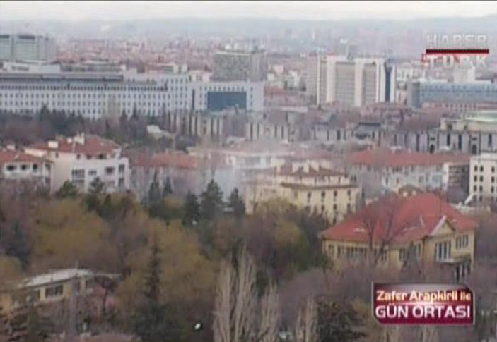 Ankara'da ABD elçiliği önünde patlama
