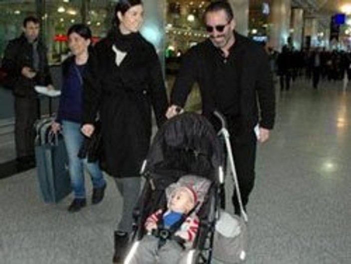Cem Yılmaz'dan Kemal bebeğe ucuz araba