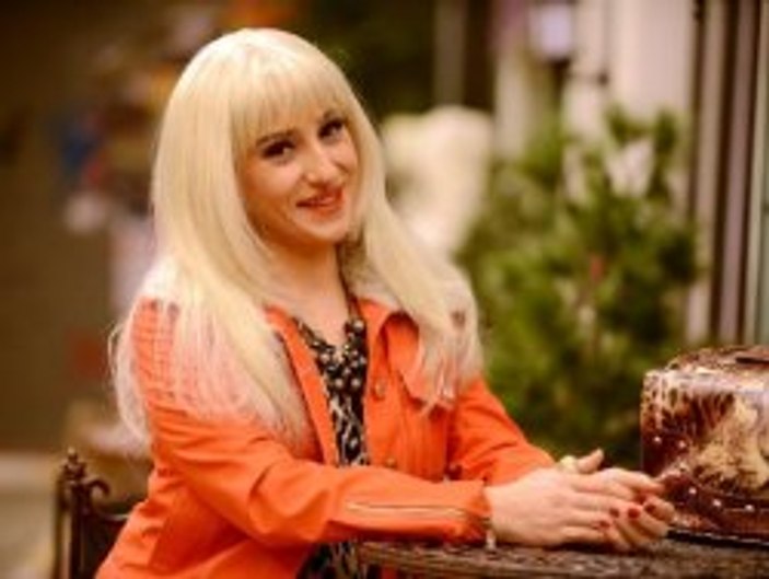 Yalan Dünya'nın Zerrin'inden seksi pozlar