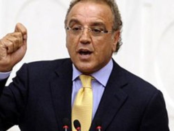 Sırrı Sakık'tan Hürriyet'e çağrı: Sloganı değiştirin