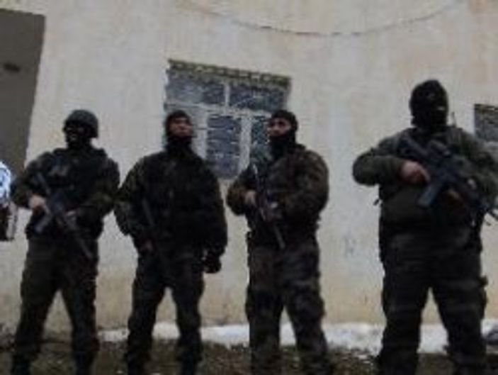 Bitlis'te kaçakçılık operasyonunda 7 gözaltı