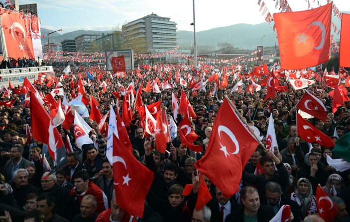 MHP 9 büyük mitingin ilkini Bursa'da gerçekleştirdi