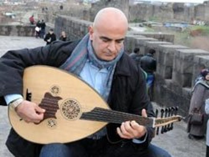 Ermeni udi sanatçı Bostancı kesin dönüş yapıyor