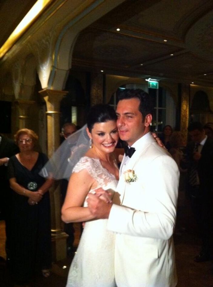 Sunucu Oylum Talu dünya evine girdi