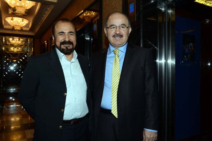 Hüseyin Çelik Şivan Perver'le çay içti