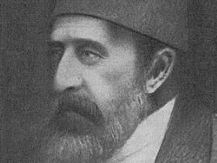 Abdülhamid ruhu geri döndü Moody's pes etti