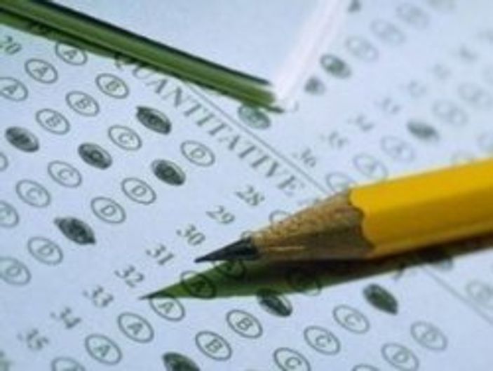 AÖF öğrencilerine af duyurusu