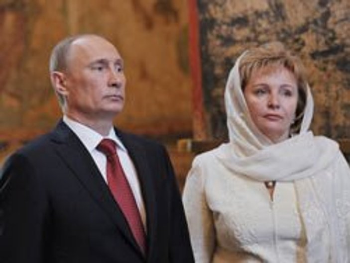 Putin eşinden boşandı