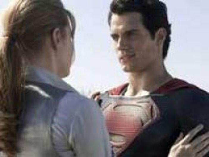 Superman 3 günde rekor hasılat yaptı