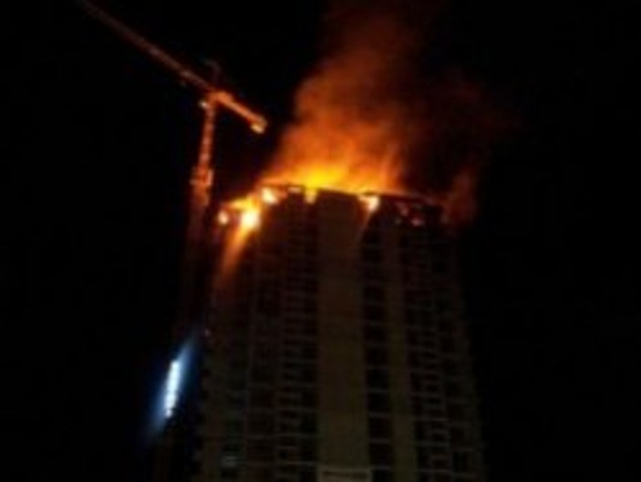 Samsun'da 30 katlı otelde yangın çıktı