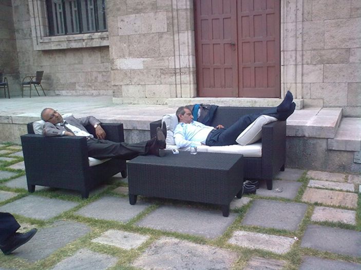 Zeyid Aslan'dan kadın gazetecilere ağır hakaret