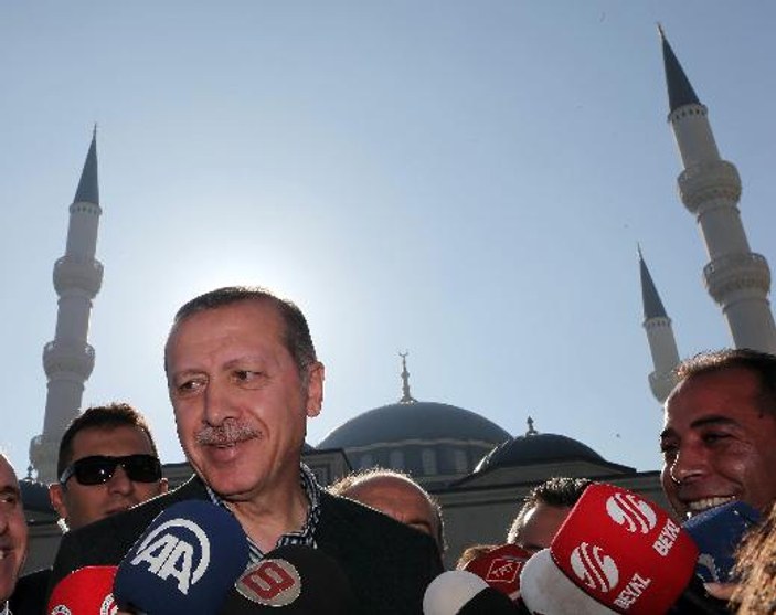Erdoğan gazeteciye bayram harçlığı verdi