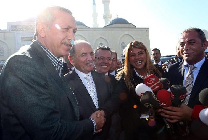 Erdoğan gazeteciye bayram harçlığı verdi