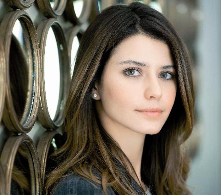 Beren Saat: Tutti Frutti ile büyüdük de sapık mı olduk
